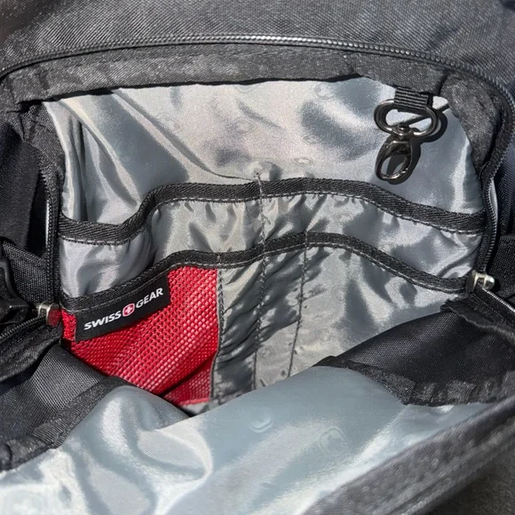 SwissGear Black and Gray Travel Backpack - Picture 6 of 12